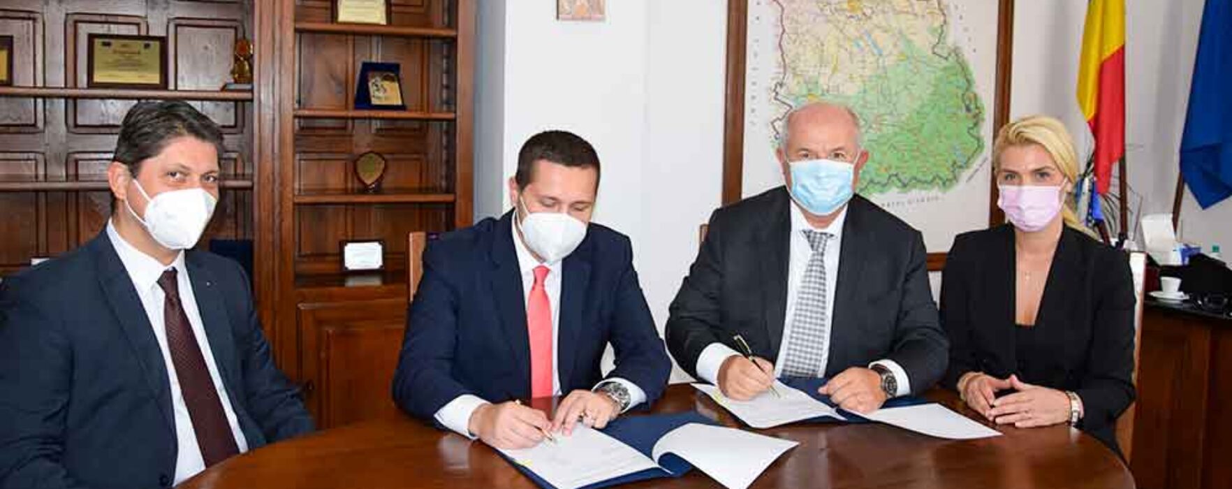 CJ Dâmboviţa: Protocol semnat cu Camera de Comerţ pentru elaborarea de strategii de dezvoltare