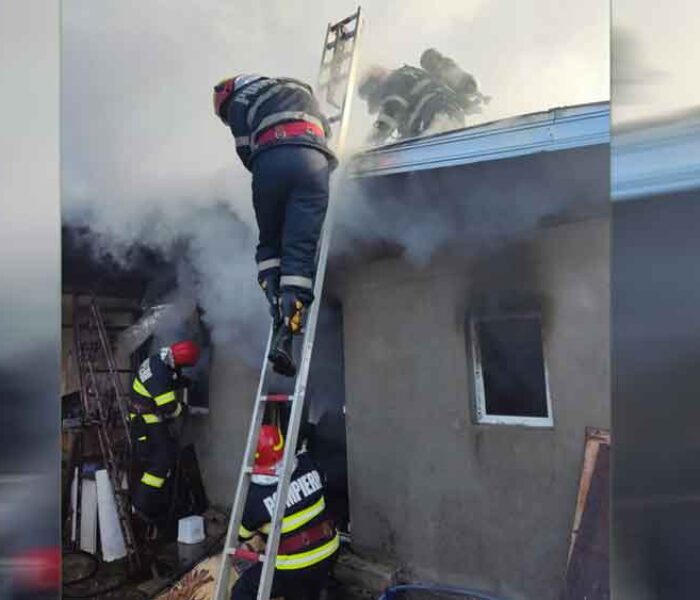 Dâmboviţa: O persoană a murit într-un incendiu la o casă din Cândeşti