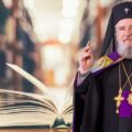 Arhiepiscopul Târgoviştei: Cartea rămâne cel mai important vehicul cultural al civilizaţiei noastre