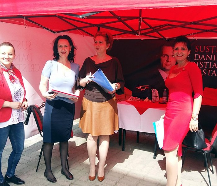 Organizaţia de femei a PSD Târgovişte s-a implicat activ în strângerea de semnături pentru Cristian Stan