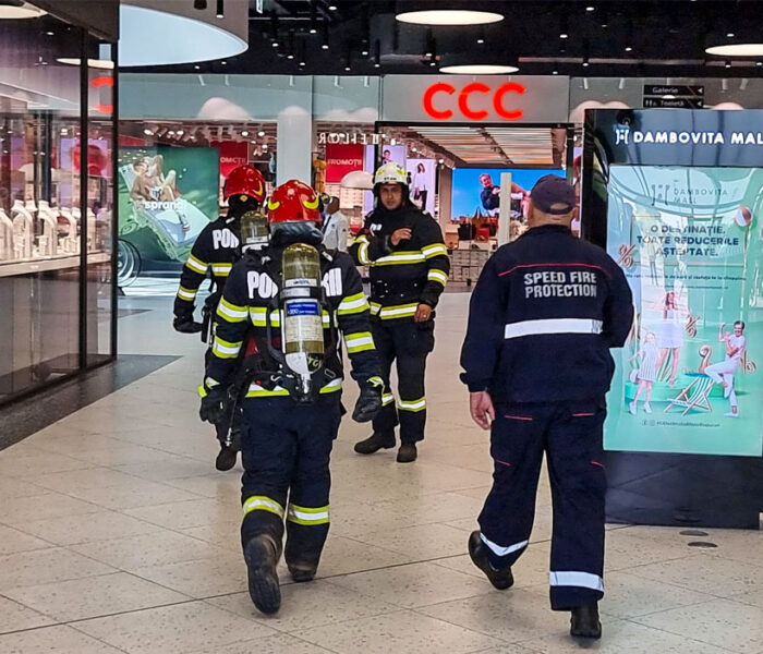 Târgovişte: Exerciţiu antiincendiu la Mall